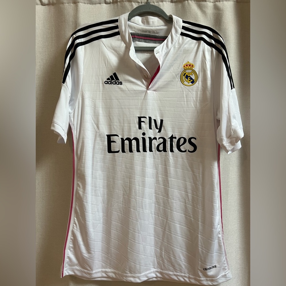 Real Madrid James Rodriguez Men’s Jersey Medium